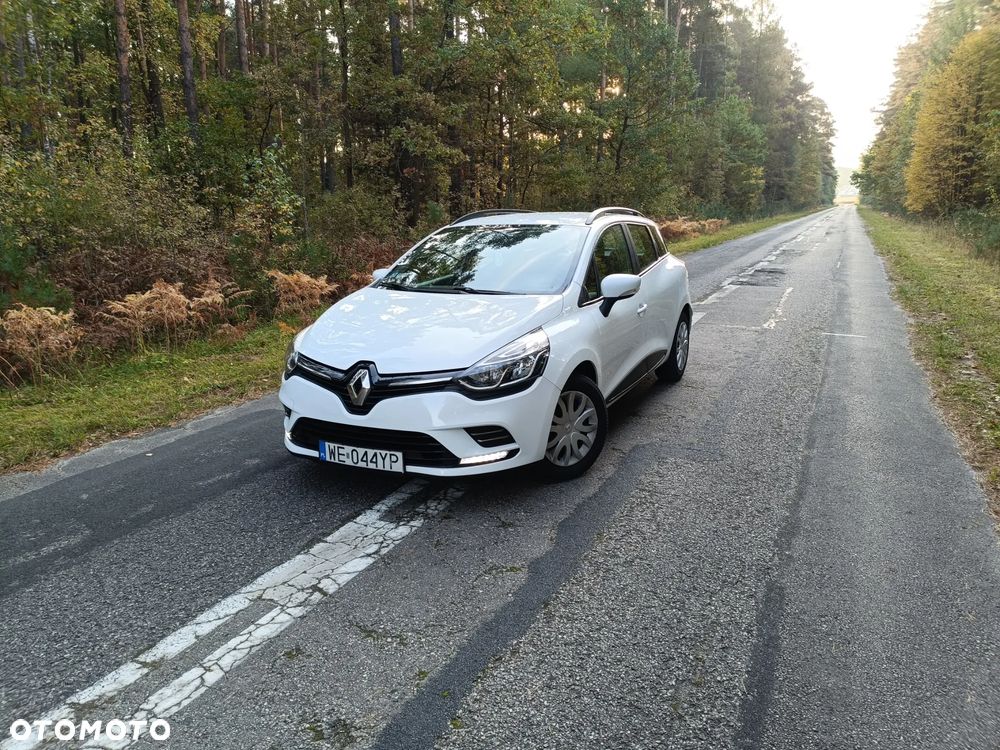 Renault Clio - 40
