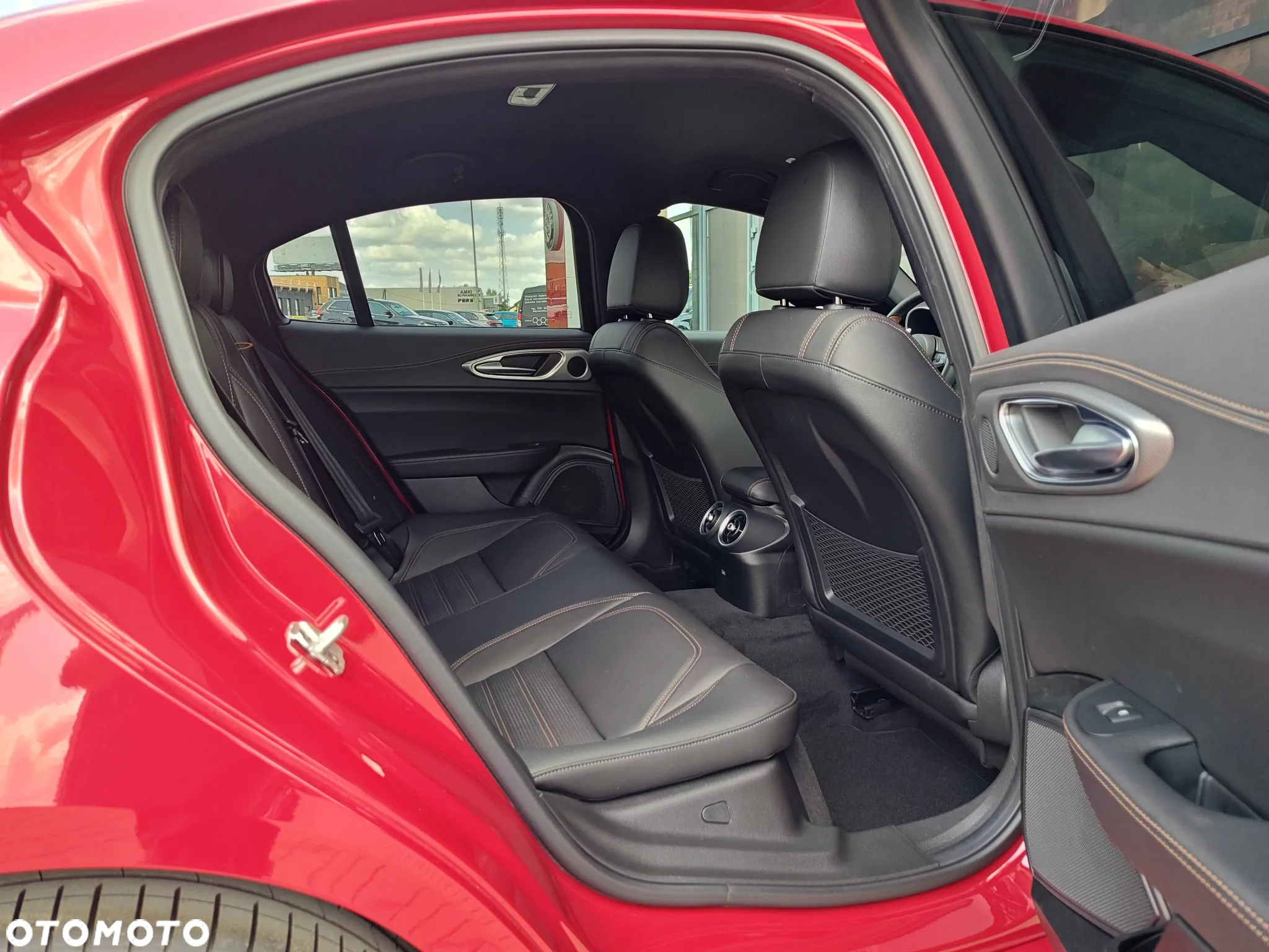 Alfa Romeo Giulia 2.0 Turbo Intensa Q4 - 12