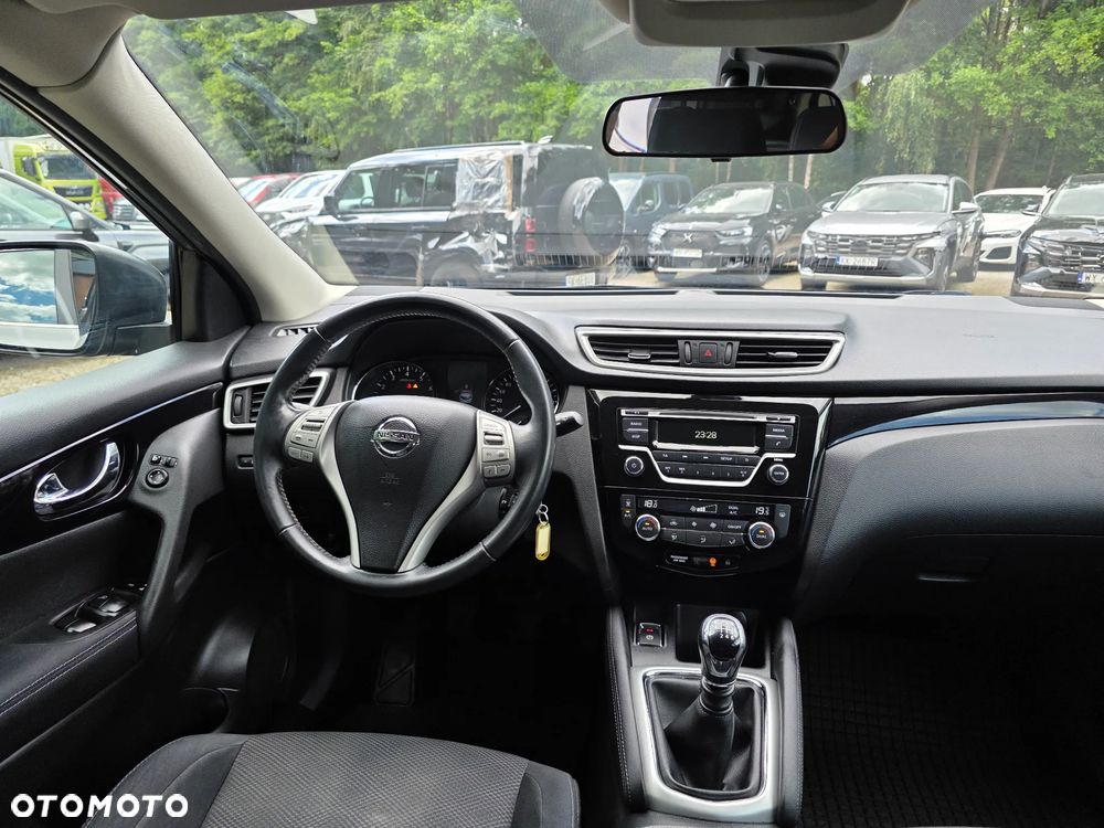 Nissan Qashqai 1.2 DIG-T Acenta EU6 - 18