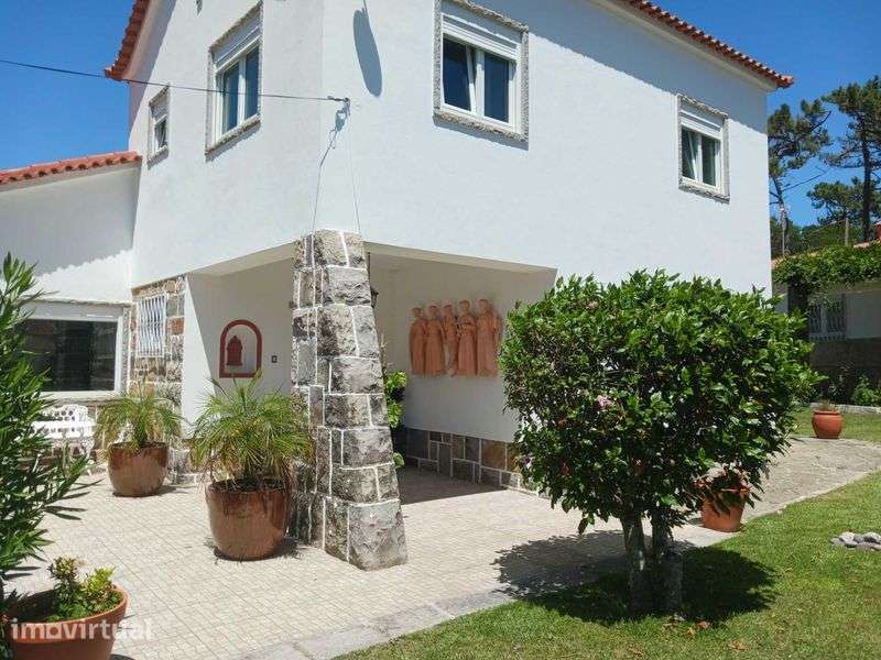 Aluga-se moradia V5 em Colares - Sintra - Grande imagem: 2/12