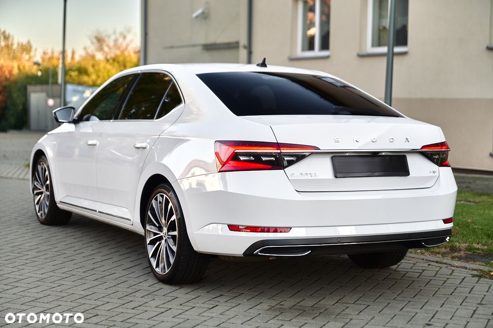 Skoda Superb 2.0 TDI SCR 4x4 L&K DSG - 8