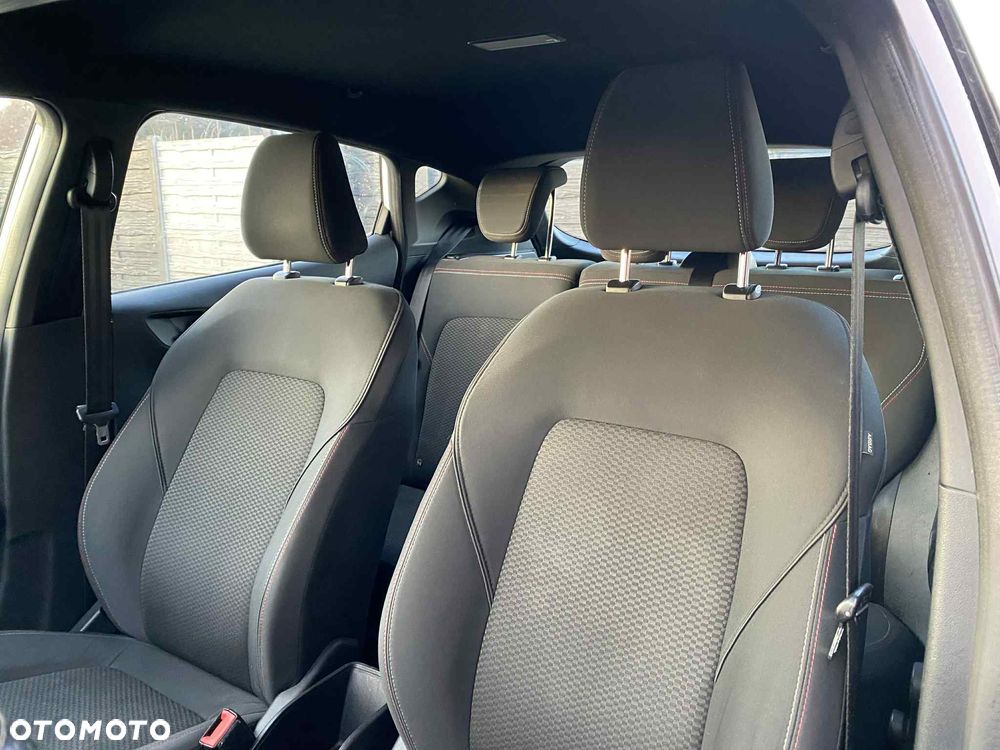 Ford Fiesta 1.5 TDCi S&S ST-LINE X - 9