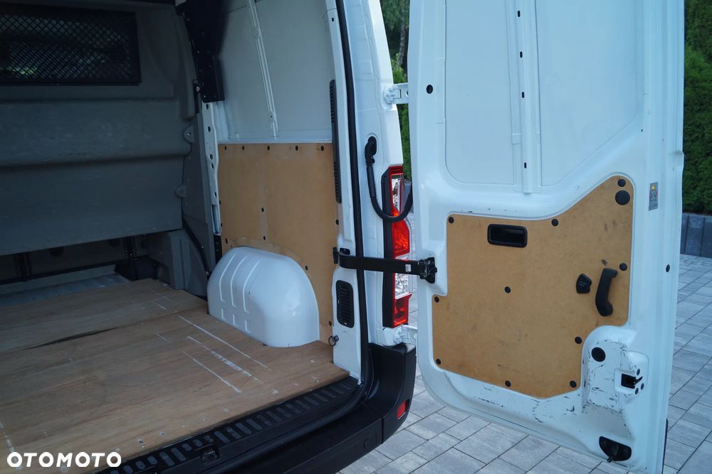 Opel Movano - 17