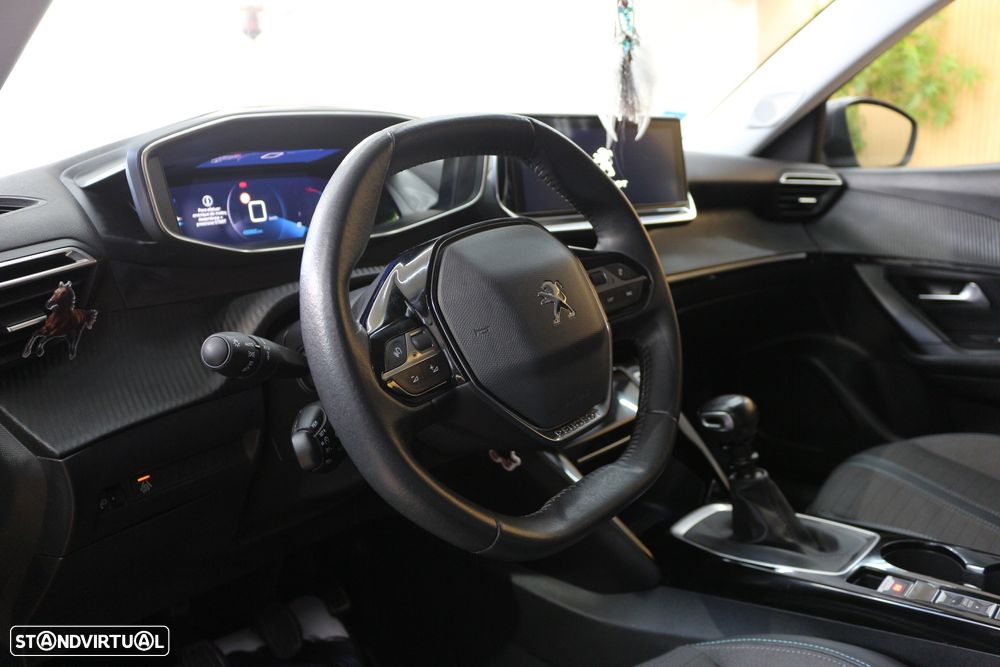 Peugeot 2008 1.5 BlueHDi Allure Pack - 21