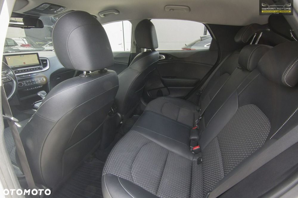 Kia XCeed 1.6 T-GDI Business Line DCT - 28
