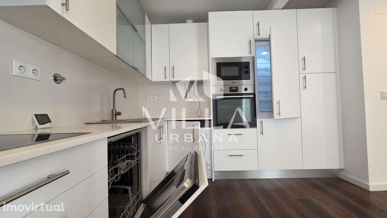 Apartamento T2 c/ Espaço Exterior localizado no Centro de Almada - Grande imagem: 2/31