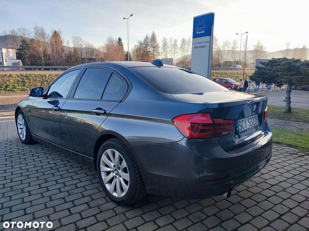 BMW Seria 3 318i - 20