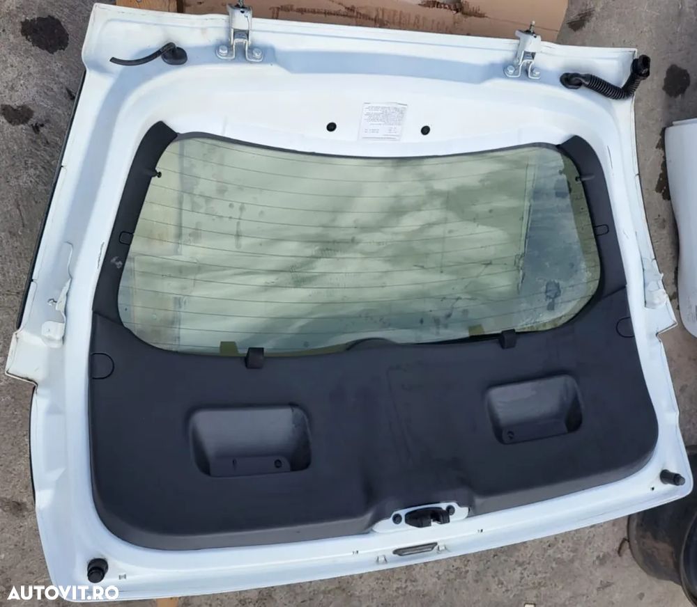 Vindem Haion complect  pentru Citroen C 3 - 7