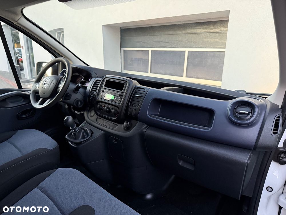 Opel Vivaro - 16