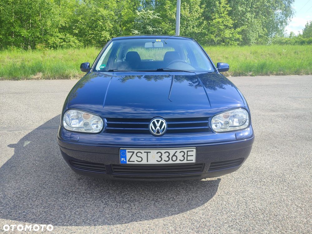 Volkswagen Golf - 3