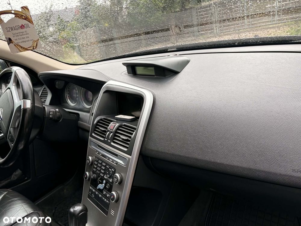 Volvo XC 60 D5 AWD Summum - 5