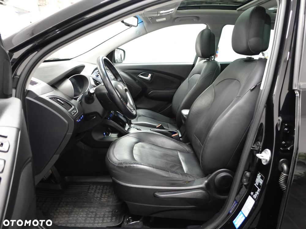 Hyundai ix35 2.0 CRDi 4WD Automatik Premium - 22