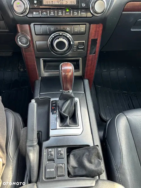 Toyota Land Cruiser LC 2.8 D-4D Invincible - 8