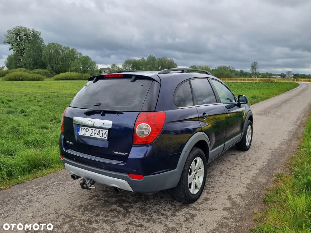 Chevrolet Captiva 2.4 4WD 7 Sitzer LT - 9