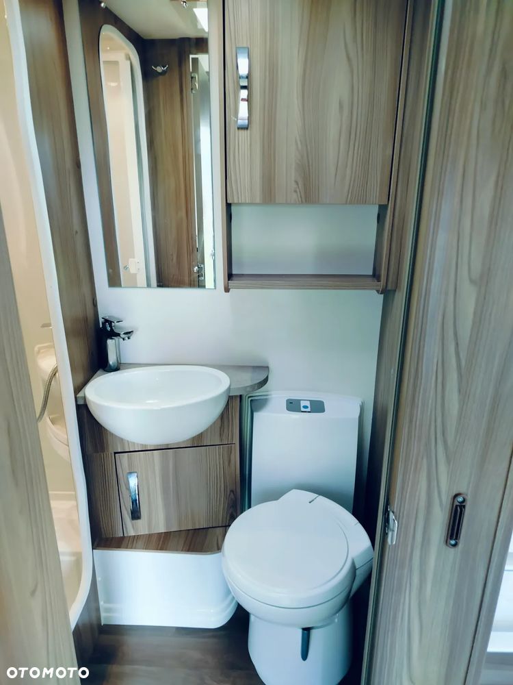 SWIFT Challenger 590 - 9