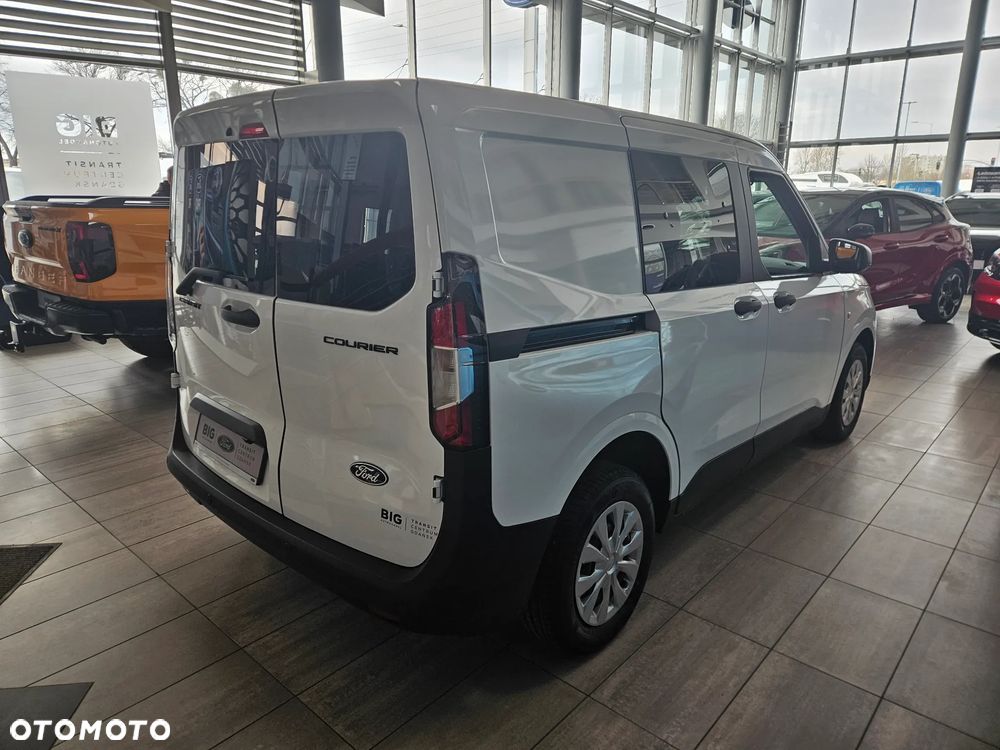 Ford Transit Courier Kombi - 4