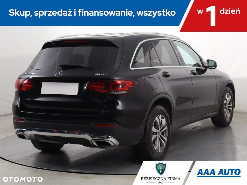 Mercedes-Benz GLC - 7