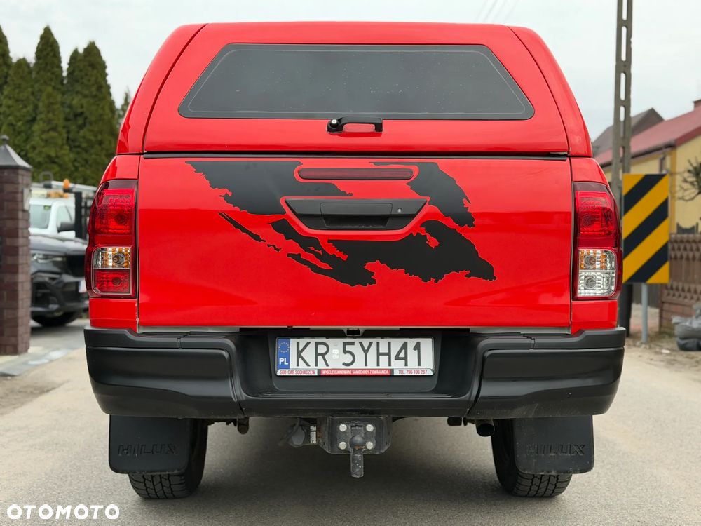 Toyota Hilux 2.4 D-4D Double Cab DLX 4x4 - 5