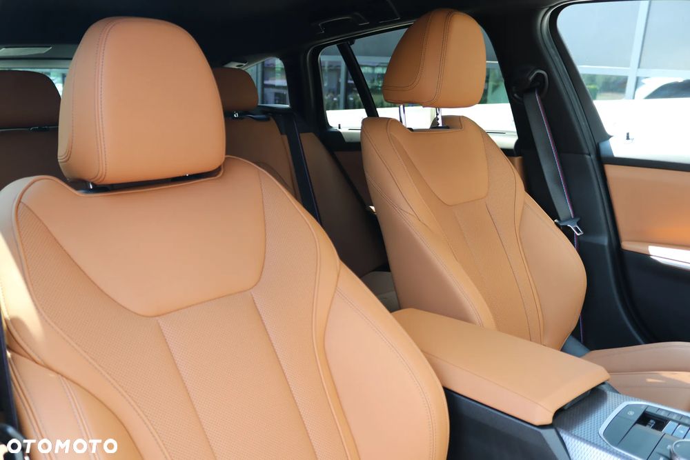 BMW Seria 3 330i xDrive M Sport - 21