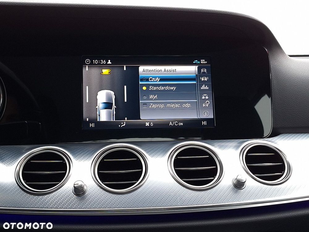 Mercedes-Benz Klasa E - 34