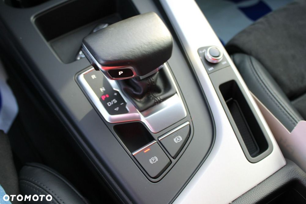 Audi A4 Allroad - 38