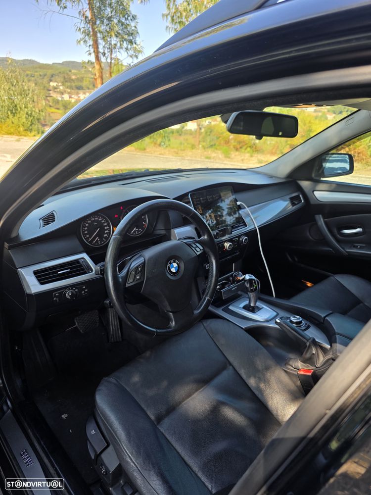 BMW 530 i Exclusive Auto - 8