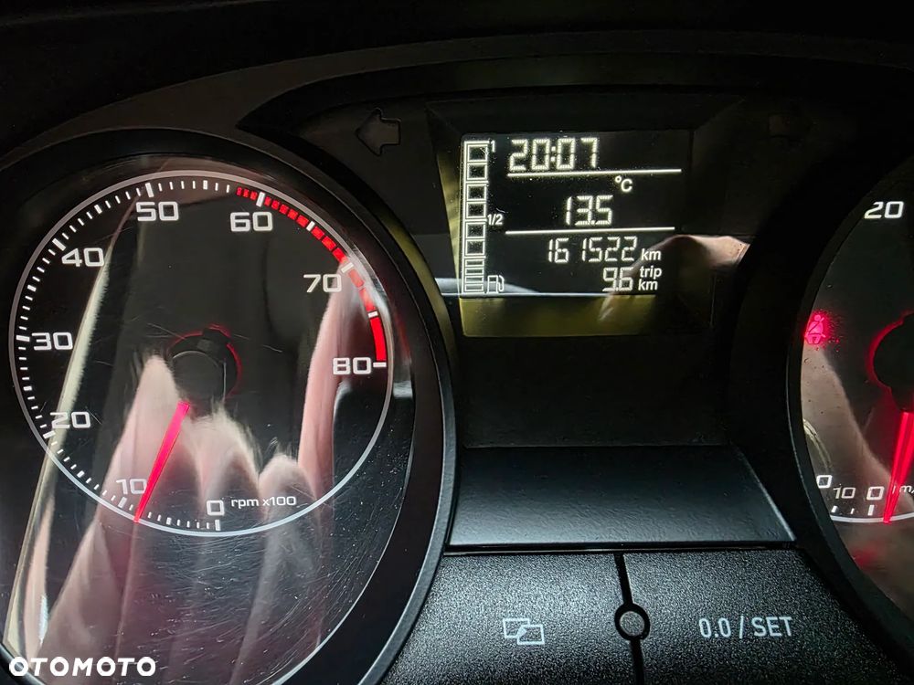 Seat Ibiza 1.4 16V Style Viva - 12