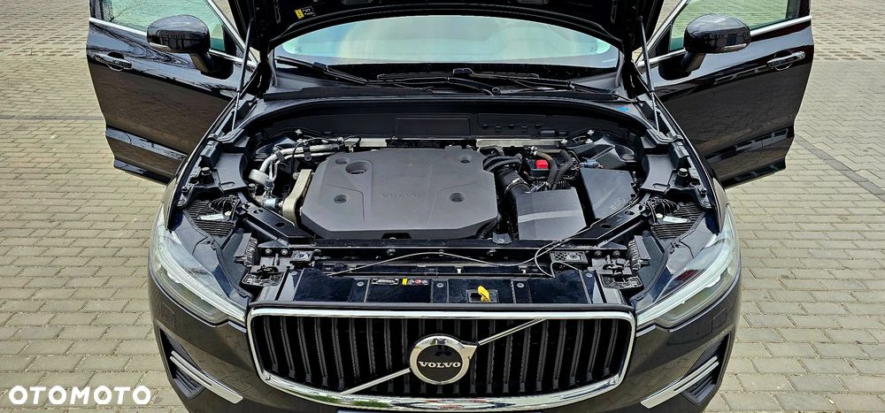 Volvo XC 60 B4 D Momentum Pro - 10