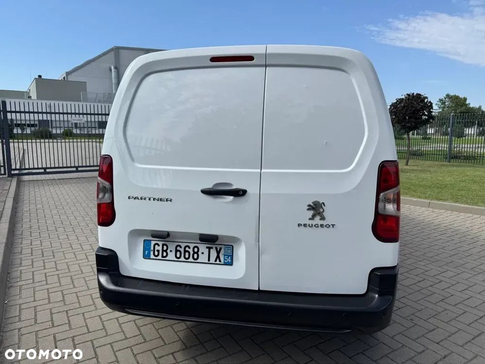 Peugeot Partner - 8