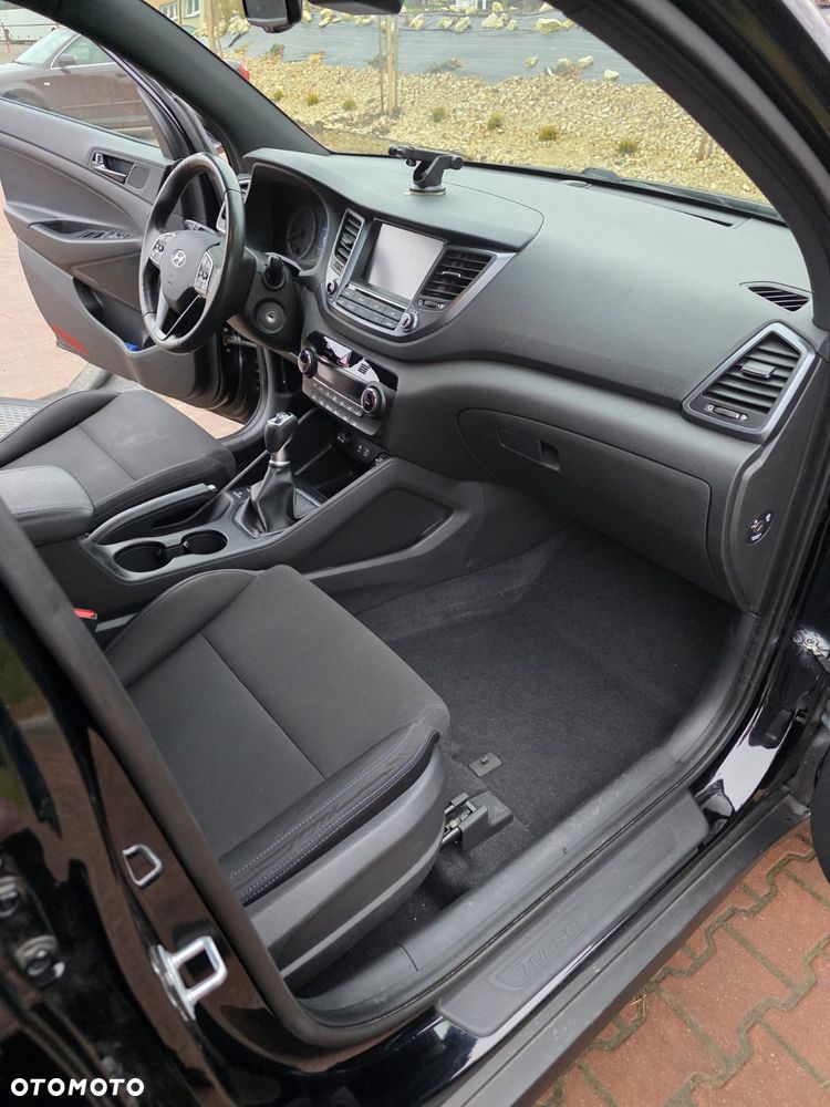Hyundai Tucson blue 1.6 GDi 2WD Navi - 8