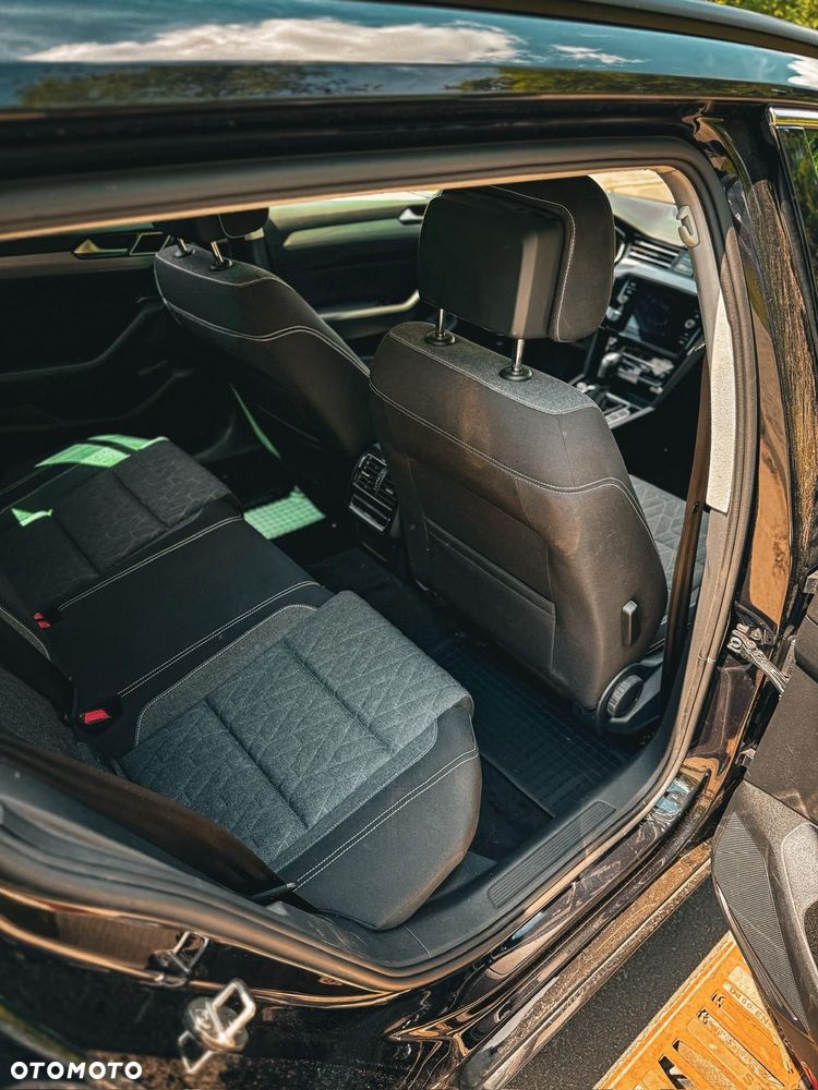 Volkswagen Passat 2.0 TDI EVO Business DSG - 12