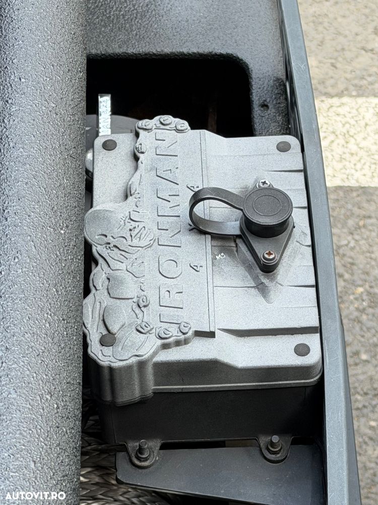 Jeep Wrangler 2.8 CRD AT Sahara - 6