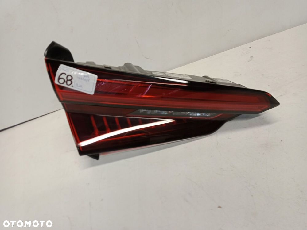 LAMPA TYŁ W KLAPE LEWA LED AUDI A5 8W 8W6945093E