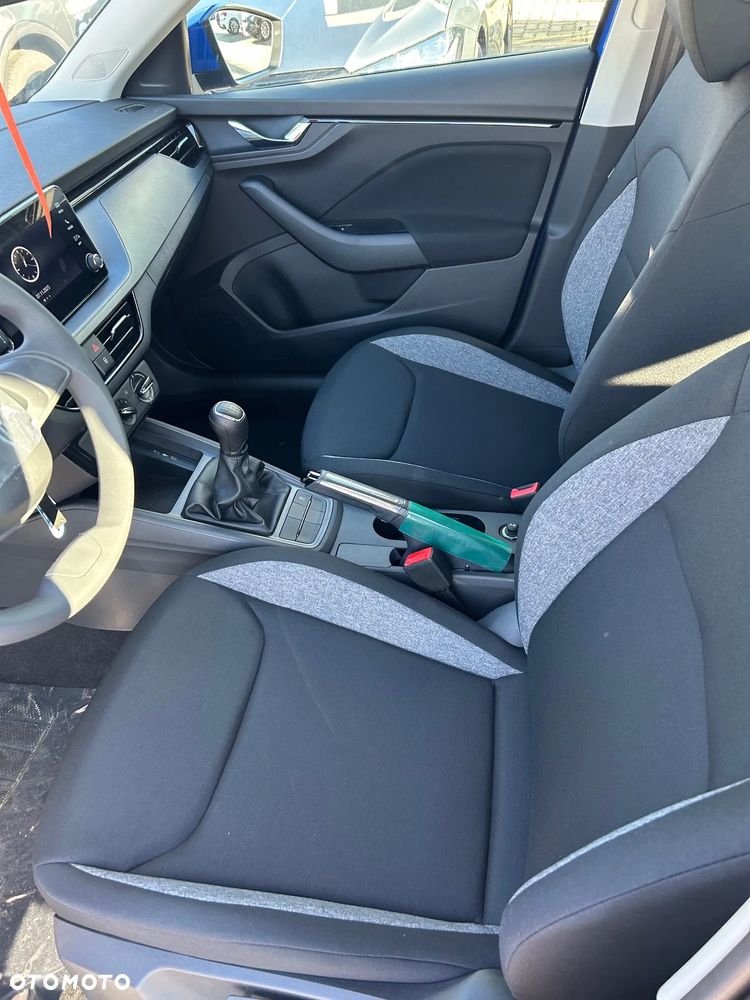 Skoda Scala 1.0 TSI Essence - 8