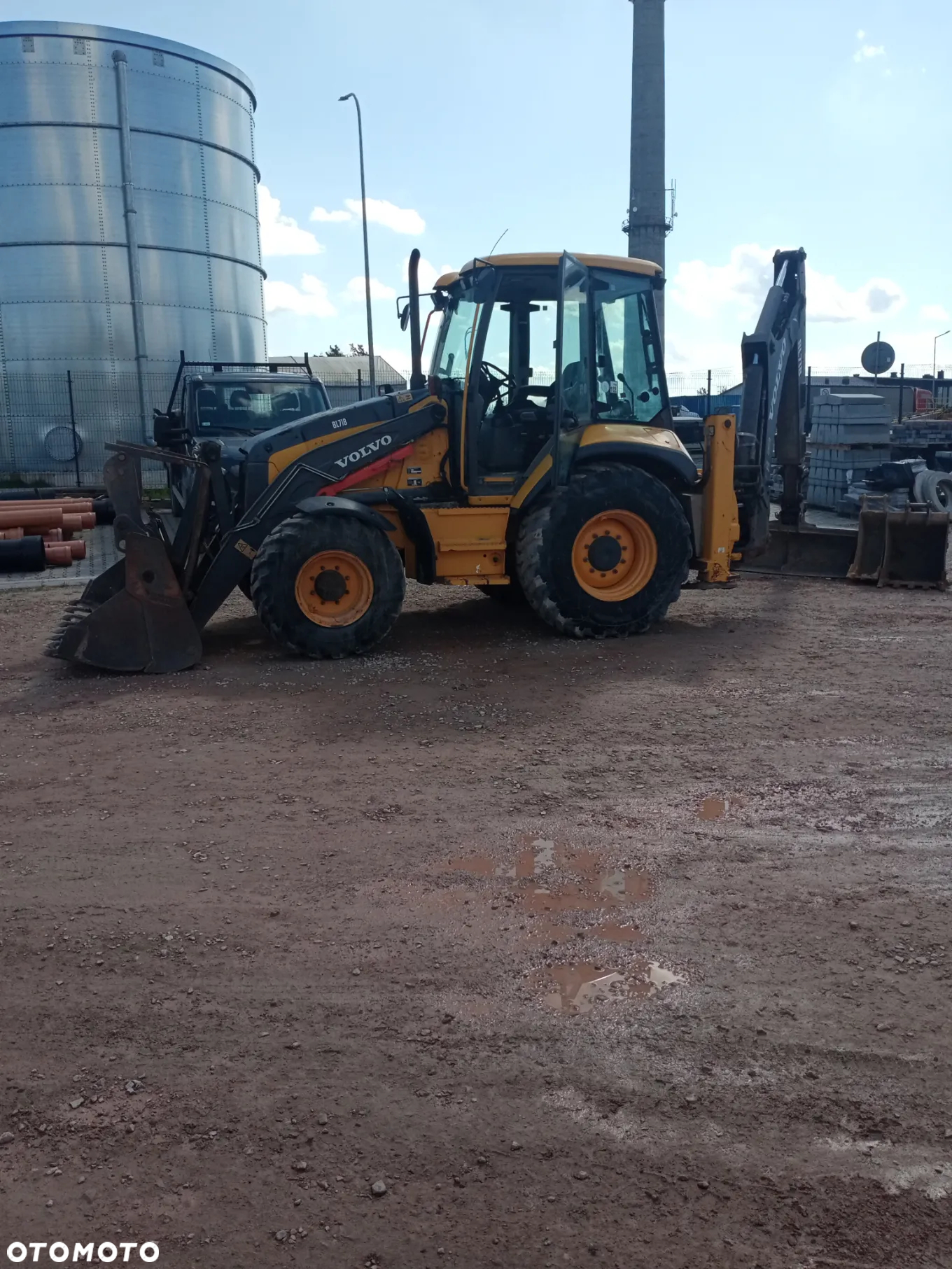 Volvo BL71B - 9