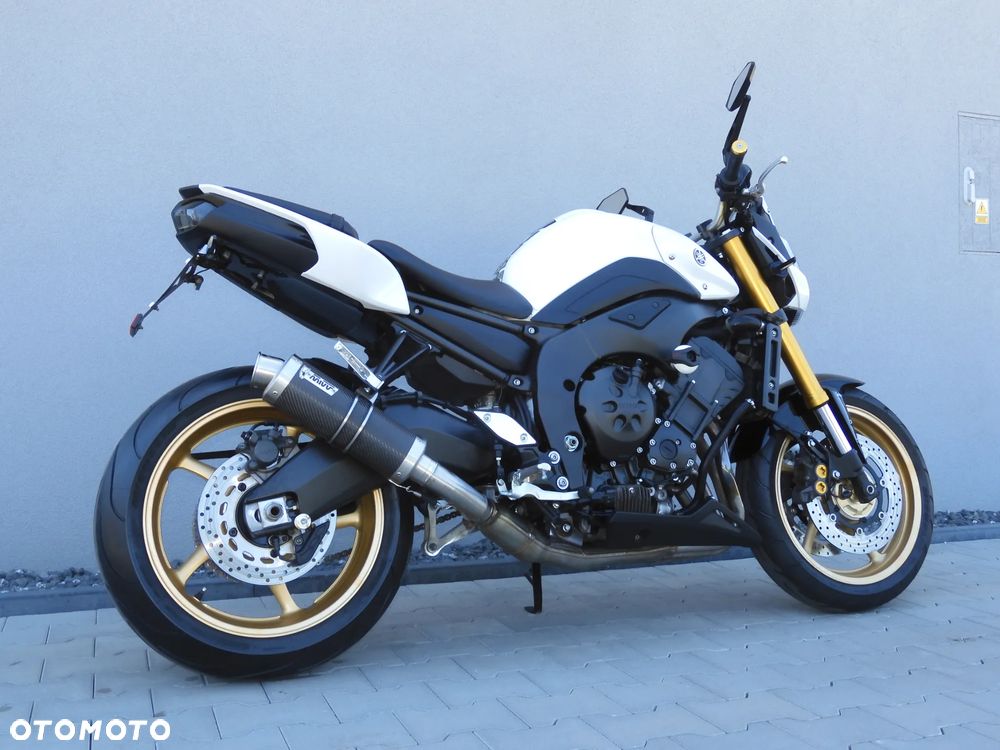 Yamaha FZ8 - 14