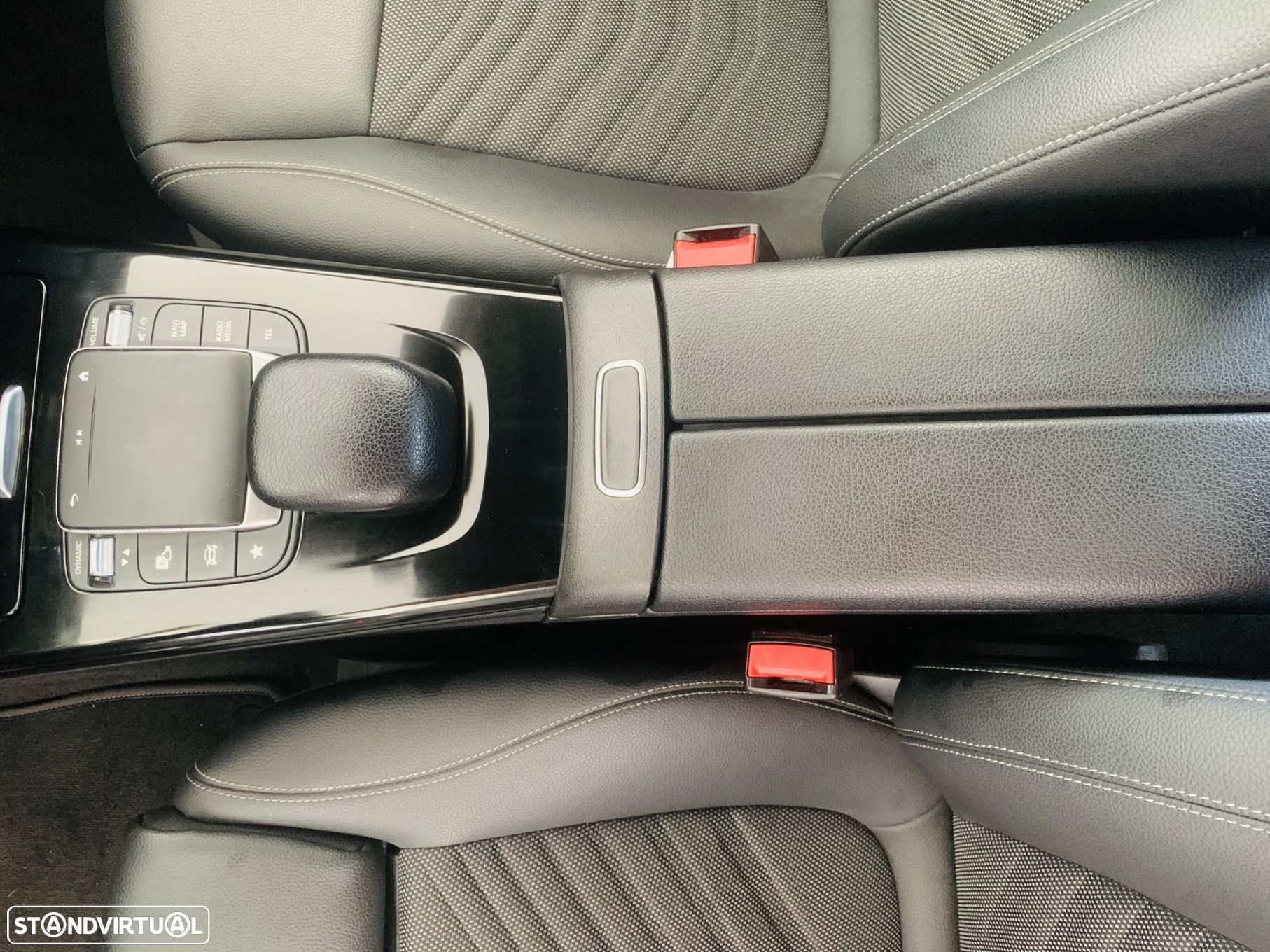 Mercedes-Benz A 250 e Progressive - 29