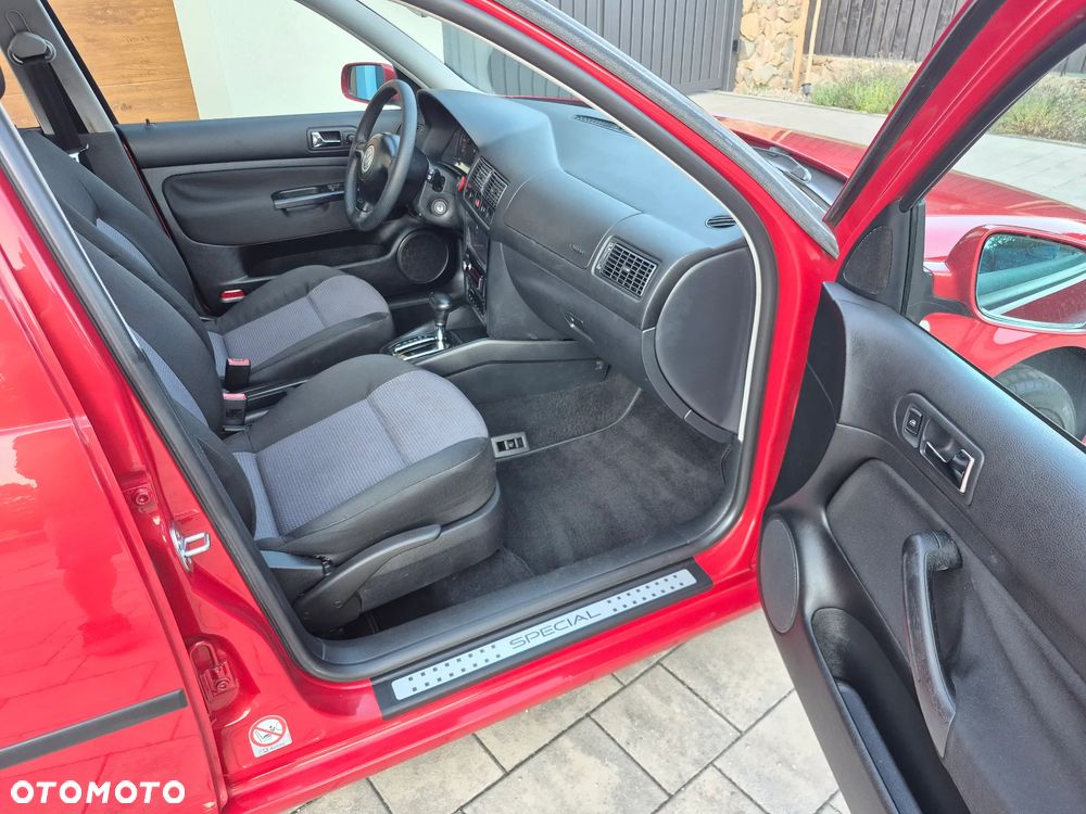 Volkswagen Golf - 16
