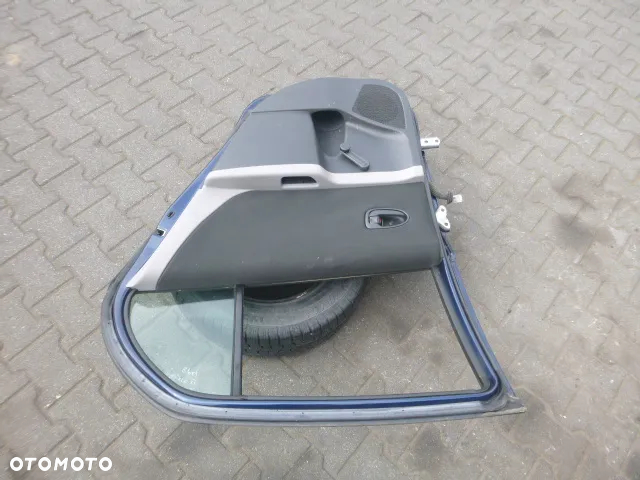 DRZWI PRAWY TYŁ PRAWE TYLNE TOYOTA YARIS II 8P4 05-09 KOMPLETNE - 11