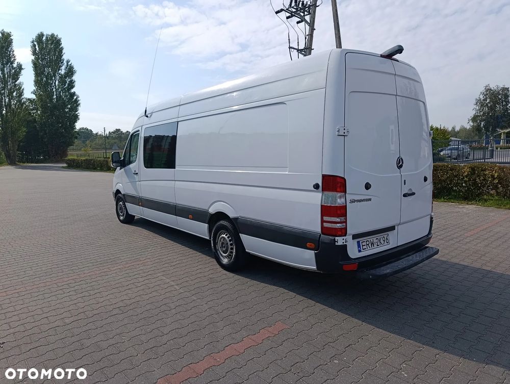 Mercedes-Benz Sprinter - 7