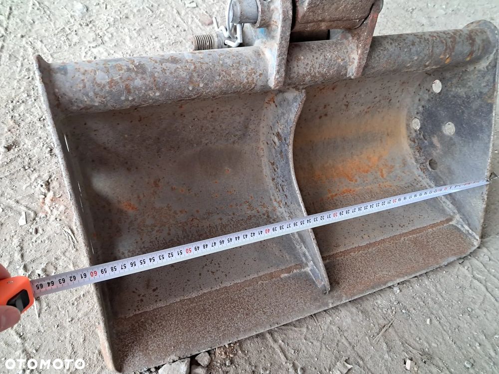 Kubota K008 - 12