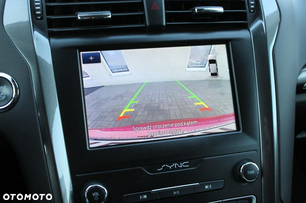 Ford Mondeo SW 2.0 Hybrid Trend - 23