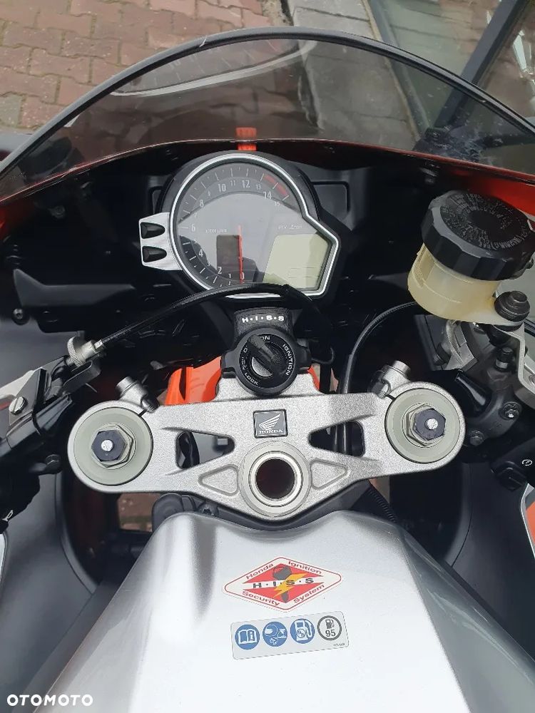 Honda CBR - 14