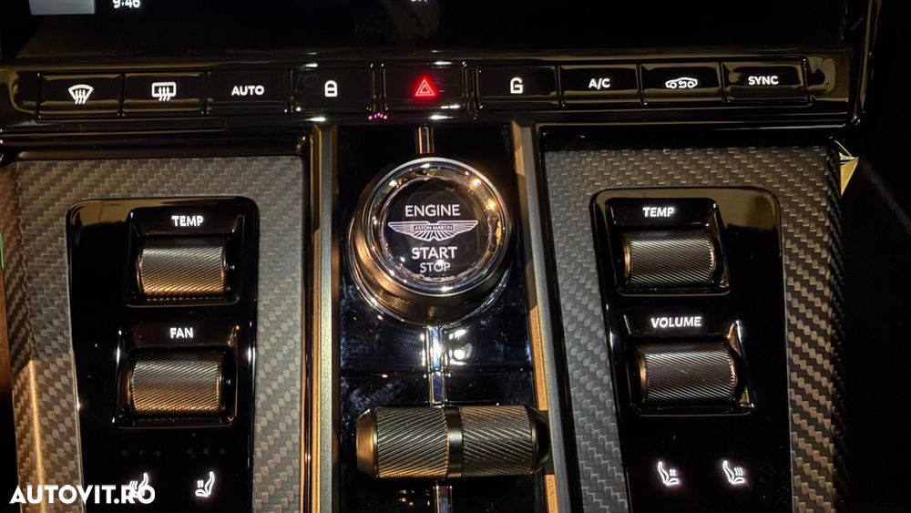 Aston Martin V8 Vantage - 34