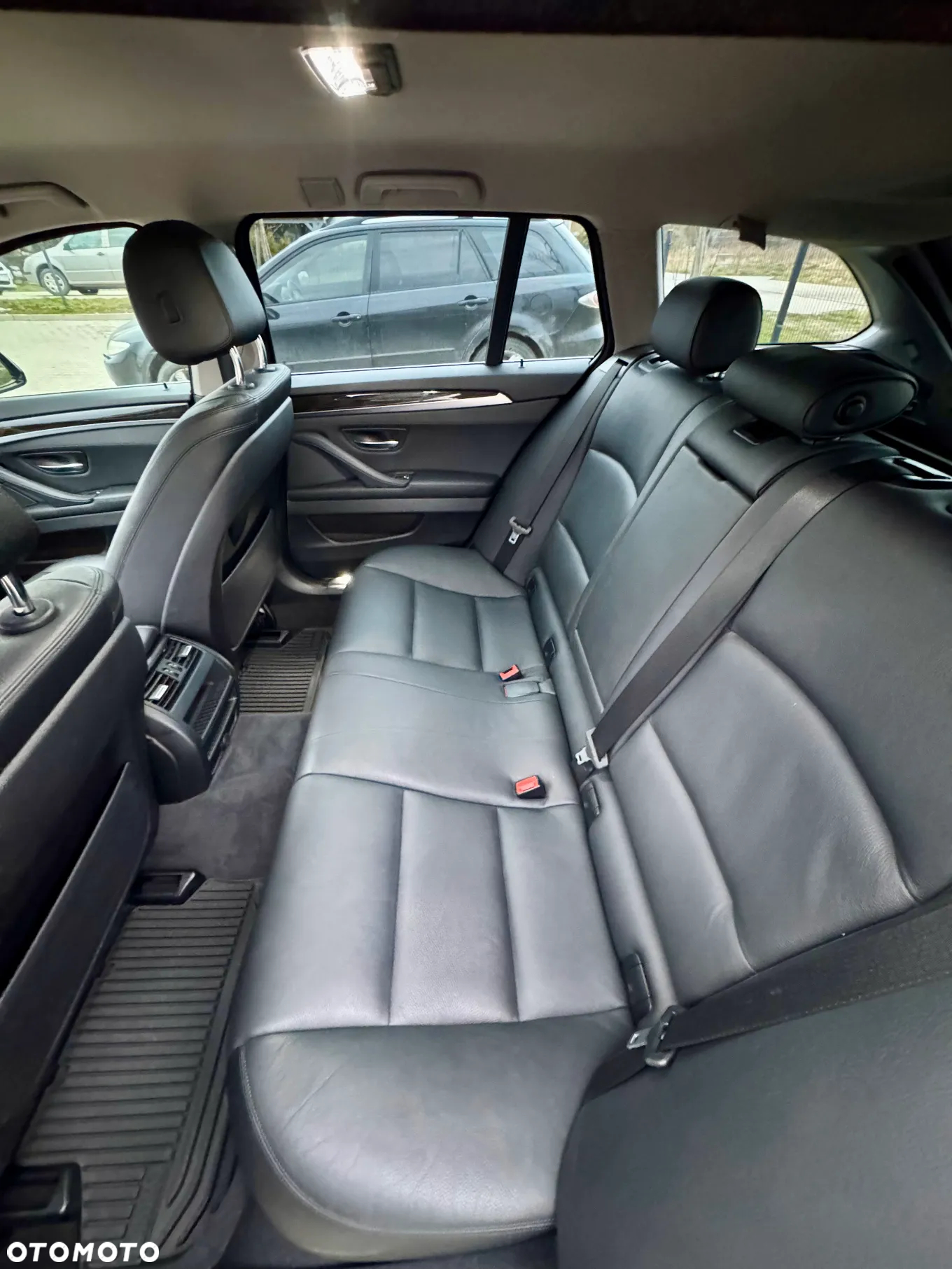BMW Seria 5 520d Luxury Line - 12