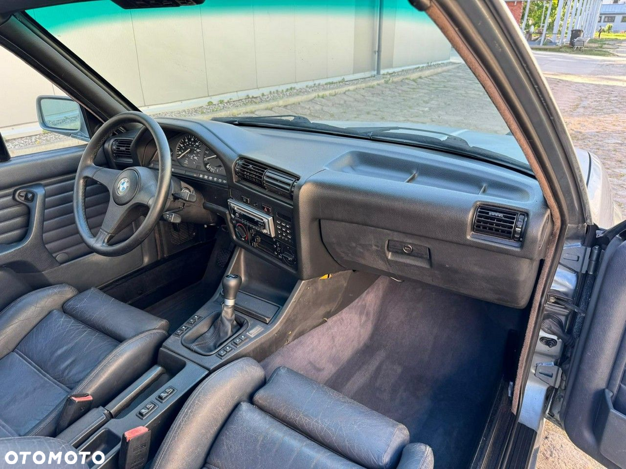BMW Seria 3 - 36