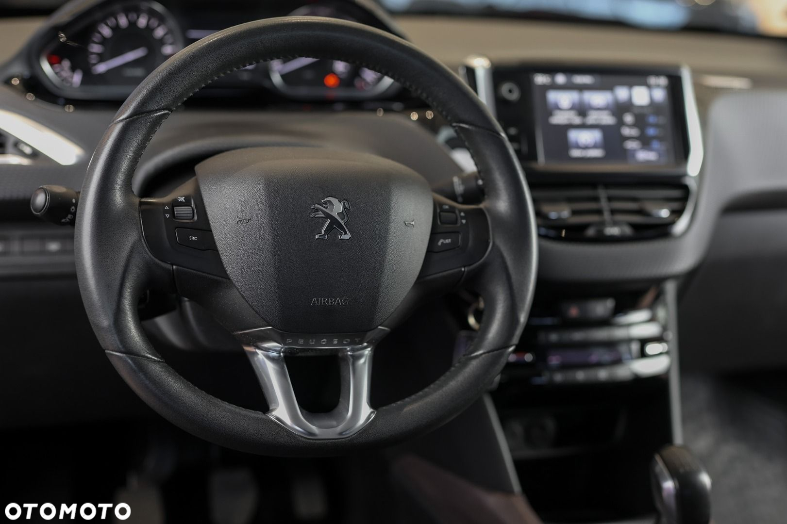 Peugeot 2008 - 12