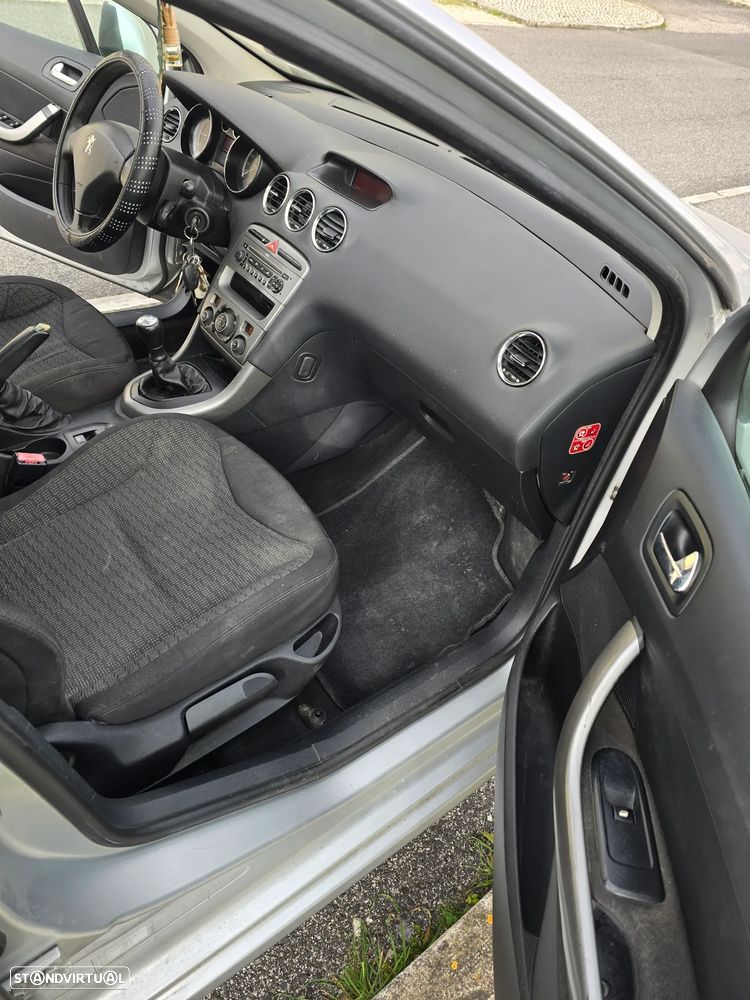 Peugeot 308 SW 1.6 HDi Premium - 14