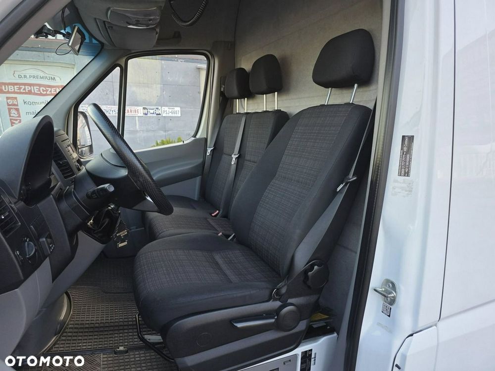 Mercedes-Benz Sprinter - 6