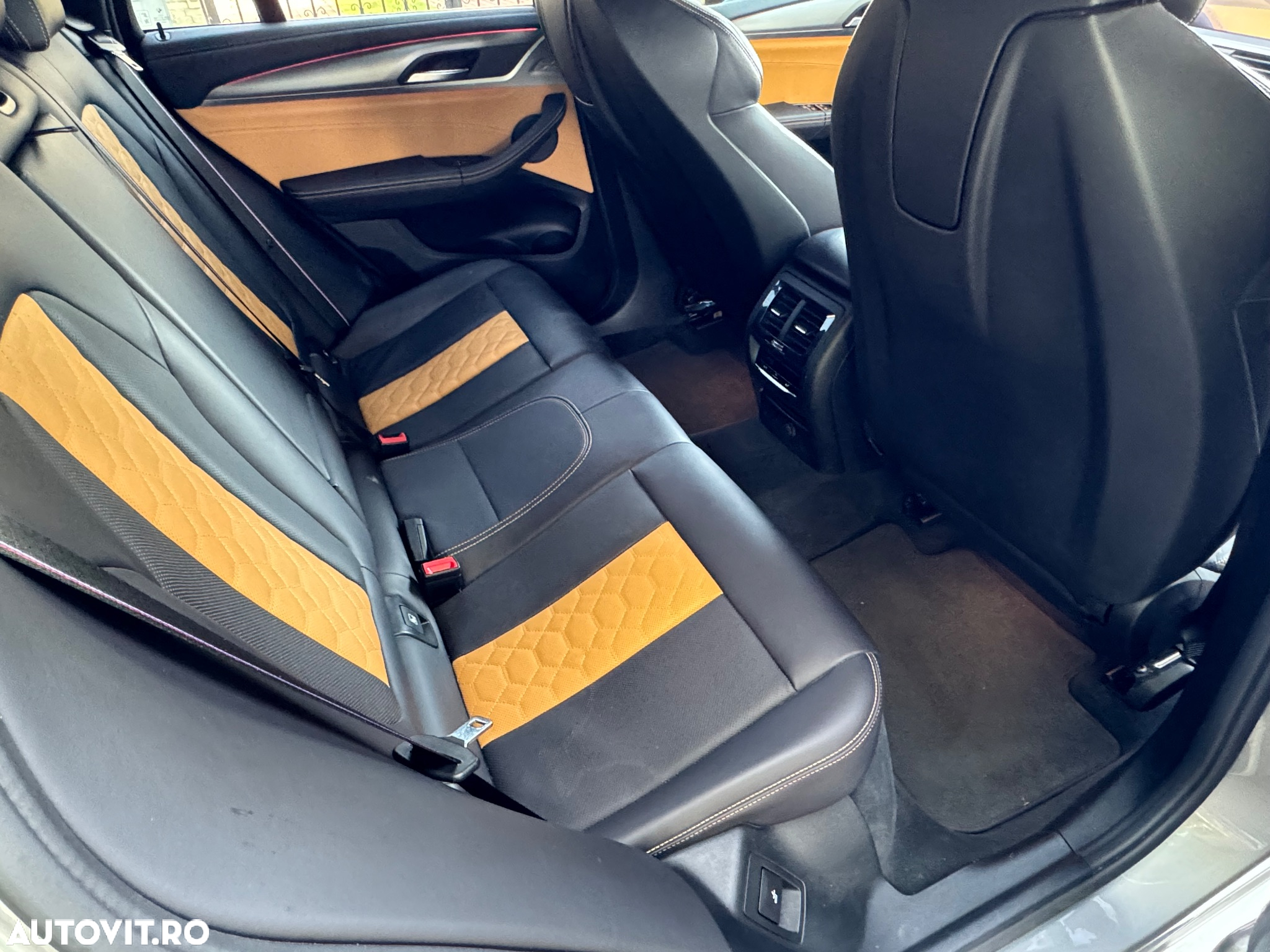 BMW X4 X4M Competition - 21